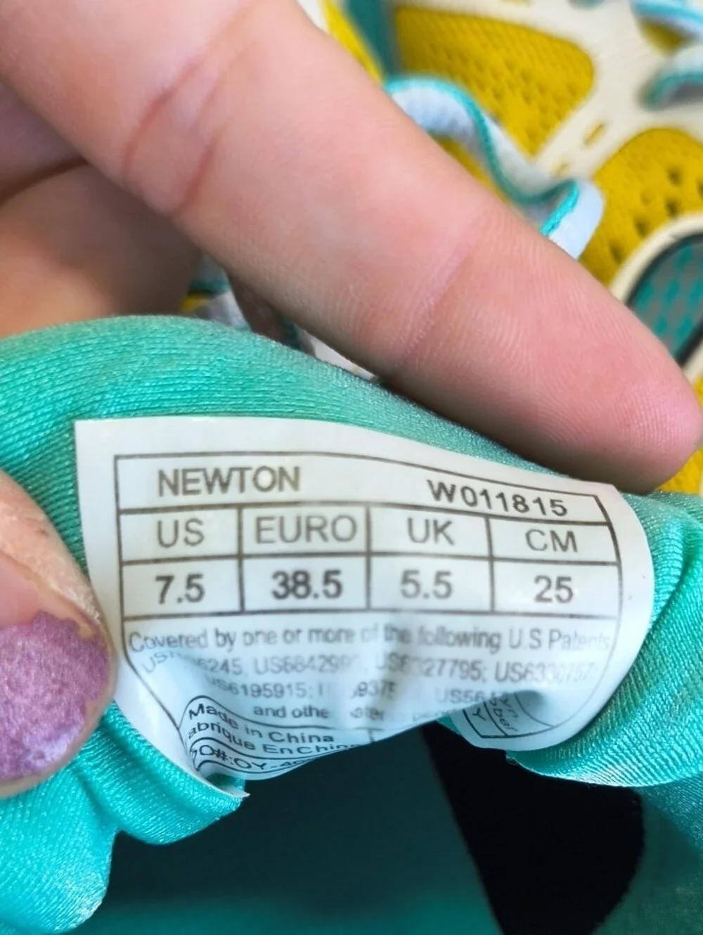 Newton Women’s Yellow and Teal Running Shoes AB Size 7.5